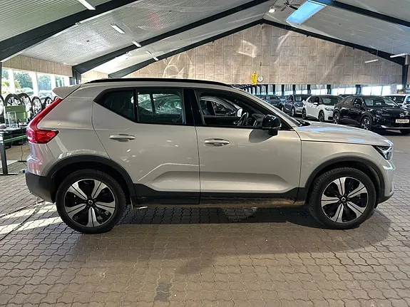 Volvo Xc40 2022 photo 4