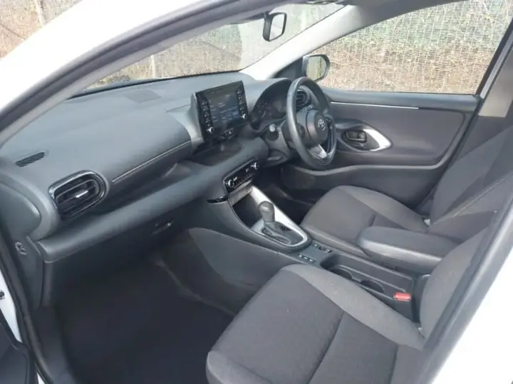 Toyota Yaris 2023 photo 5