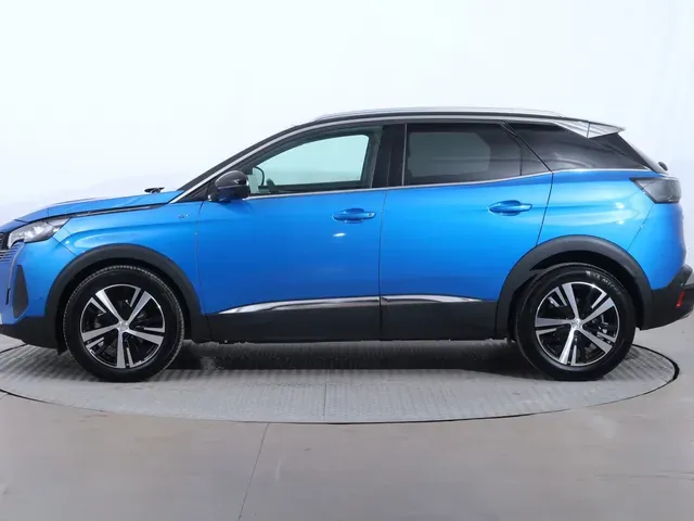 Peugeot 3008 2021 photo 2