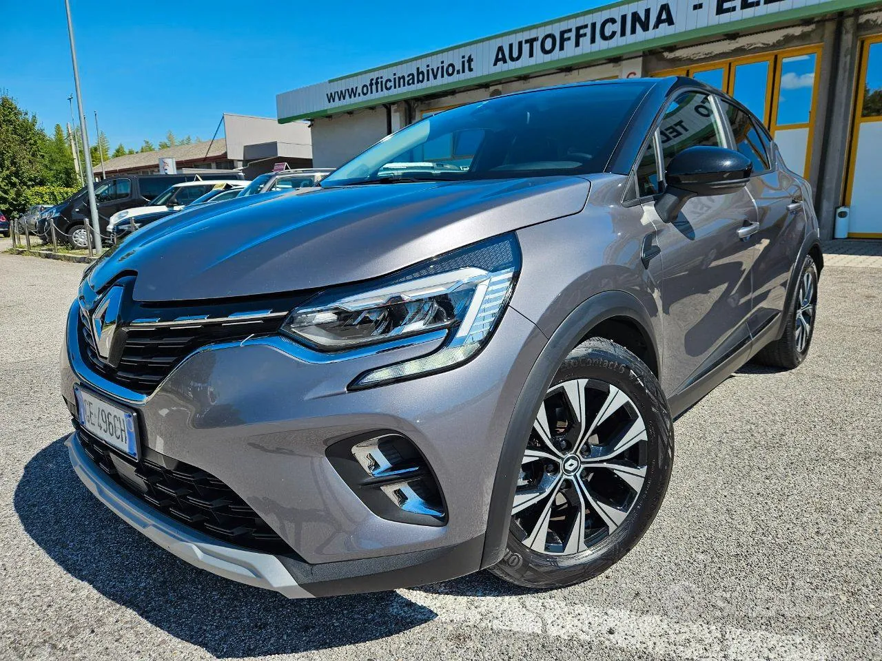 Renault Captur 2021 photo 2