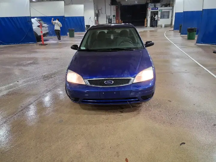 Ford Focus 2006 photo 2