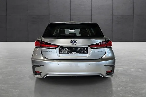 Lexus Ct200H 2019 photo 4