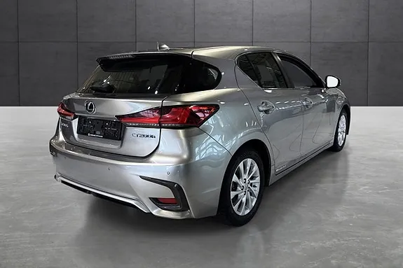 Lexus Ct200H 2019 photo 5