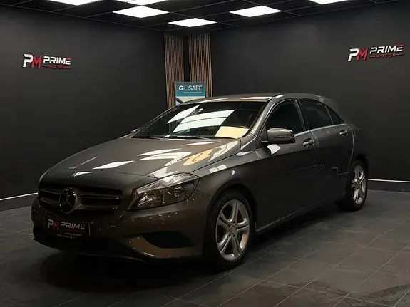 Mercedes-Benz 180 2013 photo 2