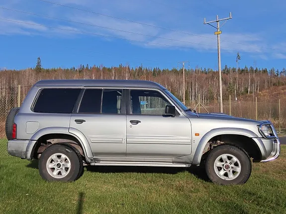 Nissan Patrol 2002 photo 4