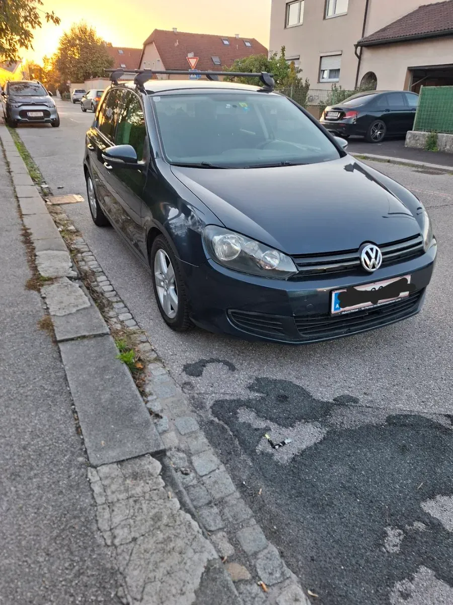 Volkswagen Golf 2009 photo 2