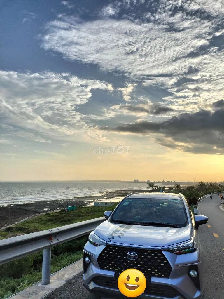 Toyota Veloz Cross