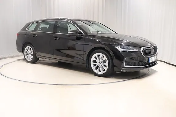 Skoda Superb 2025 photo 3