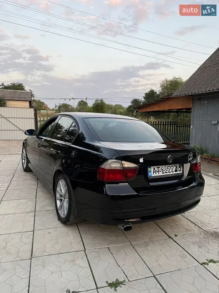 BMW 3 Series 2006 photo 2