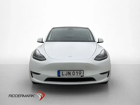 Tesla Model Y 2023 photo 3
