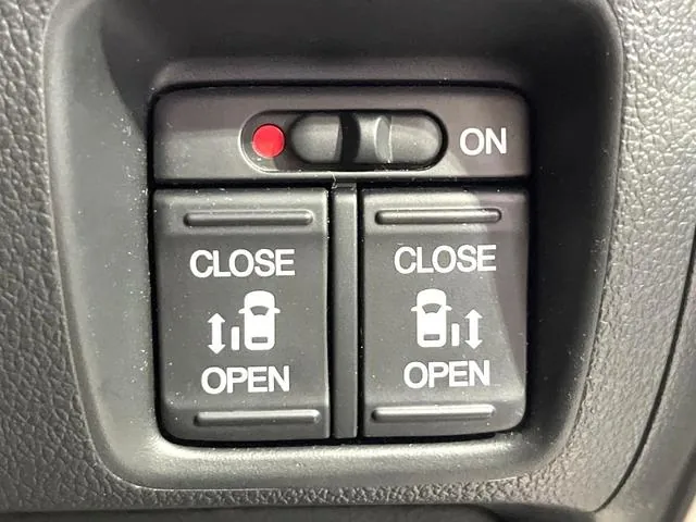 Honda N-Box 2016 photo 3