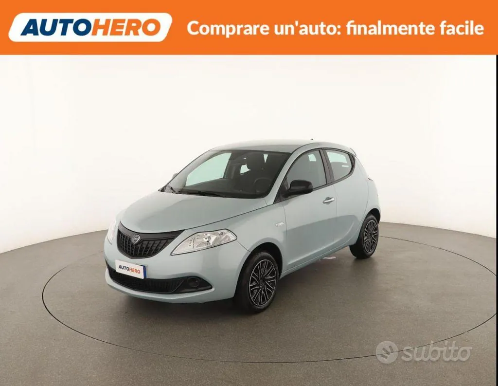 Lancia Ypsilon