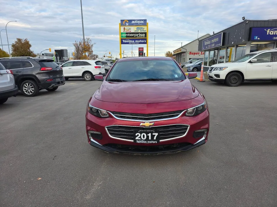 Chevrolet Malibu 2017 photo 2