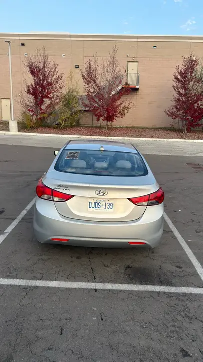 Hyundai Elantra 2013 photo 2