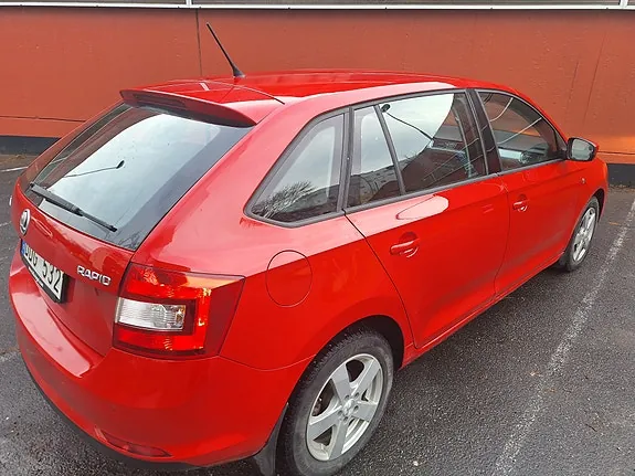 Skoda Rapid Spaceback 2014 photo 5