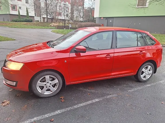 Skoda Rapid Spaceback 2014 photo 4