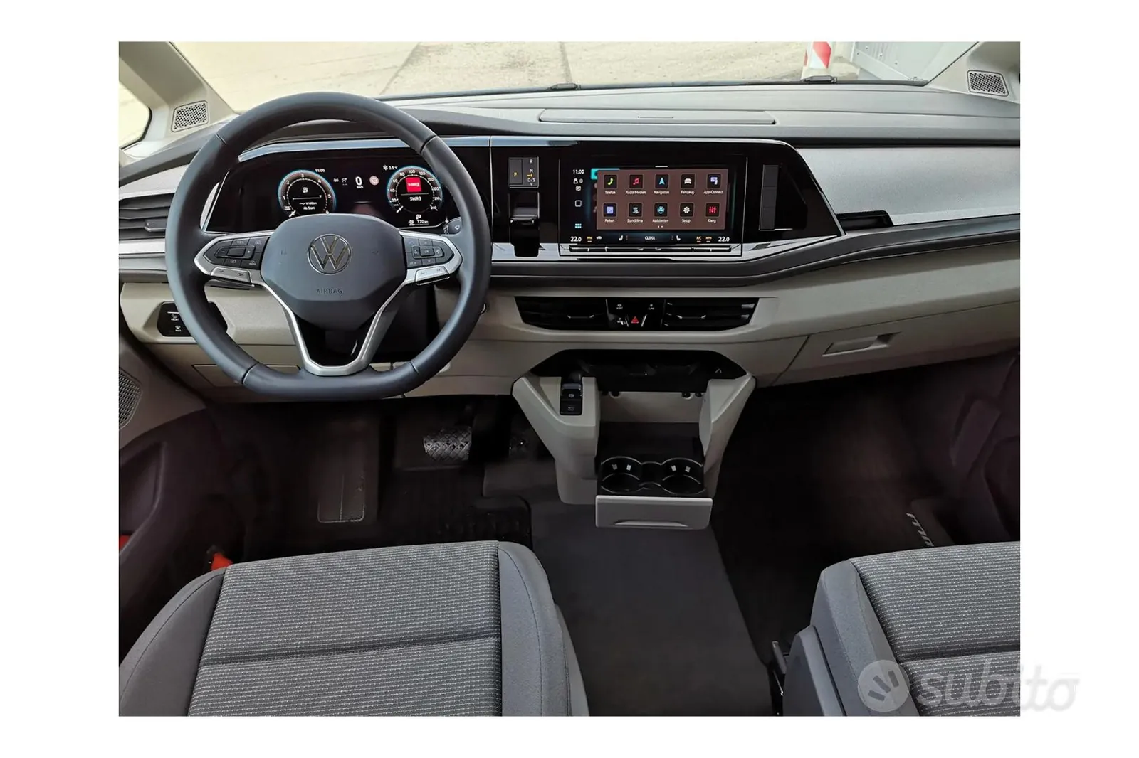 Volkswagen T7 Multivan 2025 photo 3