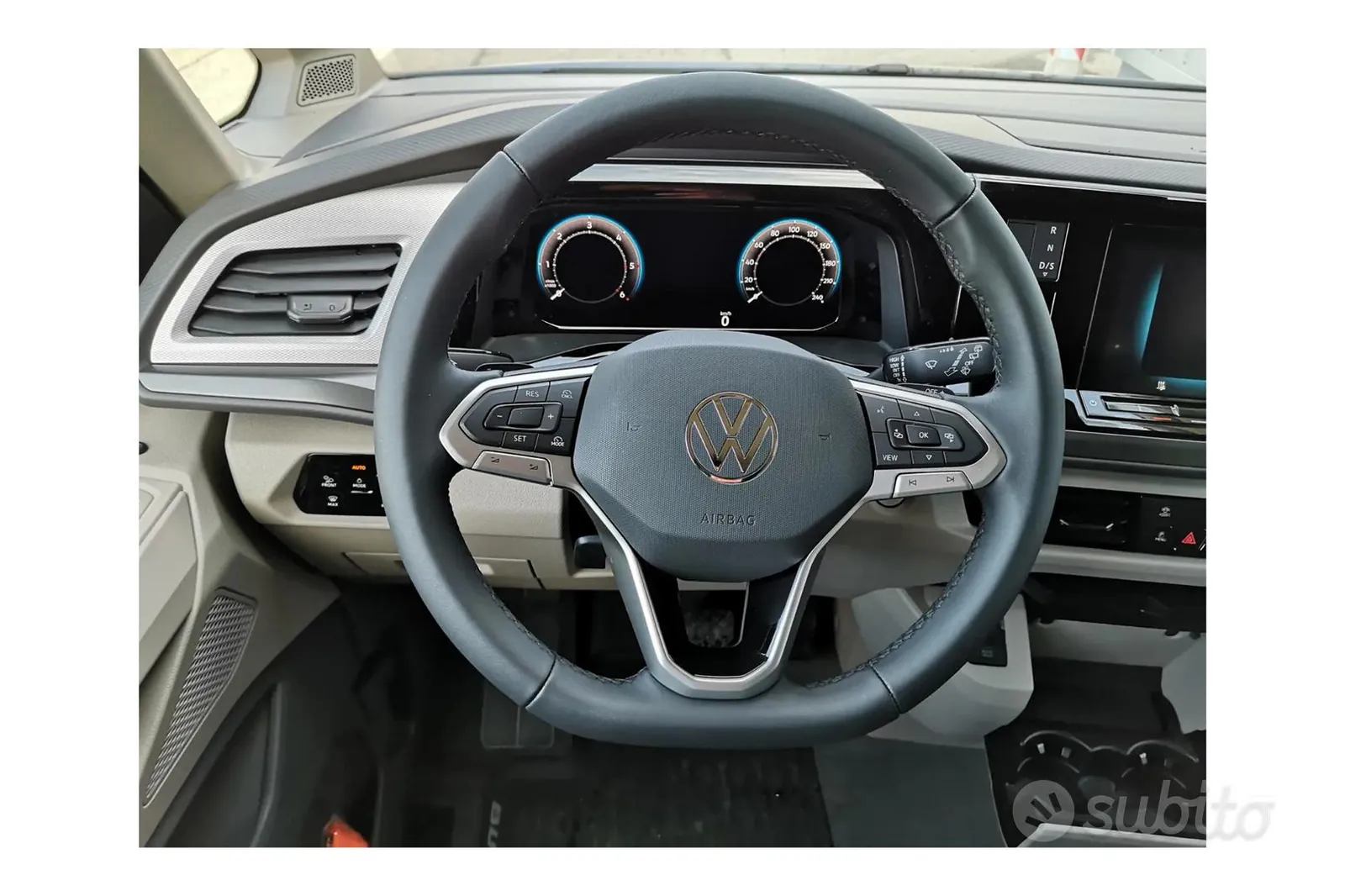 Volkswagen T7 Multivan 2025 photo 4