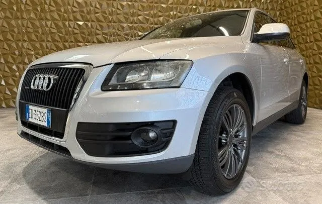 Audi Q5 2010 photo 4