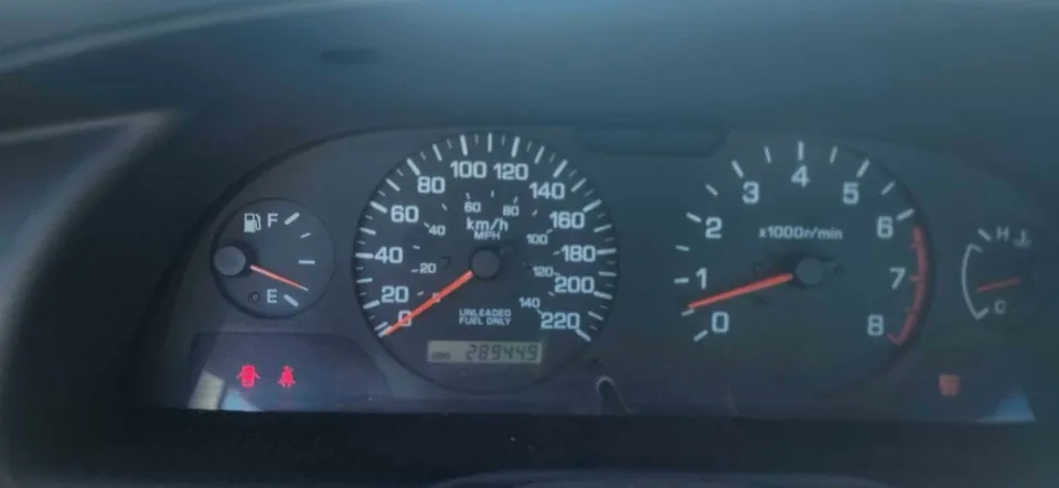 Nissan Altima 2000 photo 4