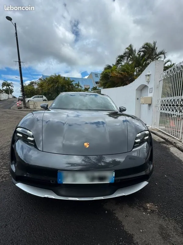 Porsche Taycan 2021 photo 3