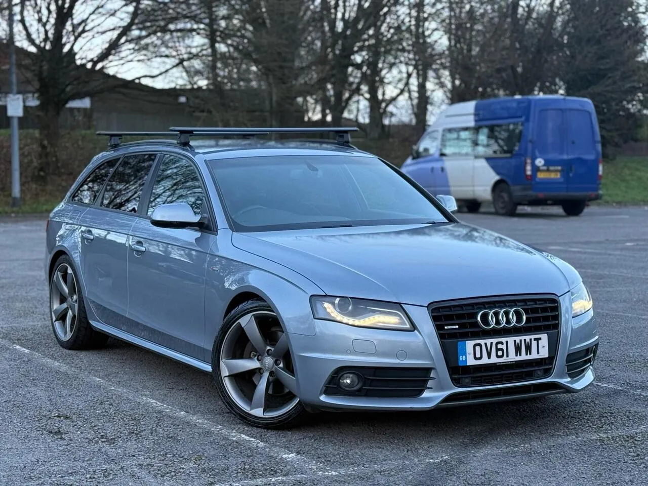 Audi A4 Avant 2012 photo 2