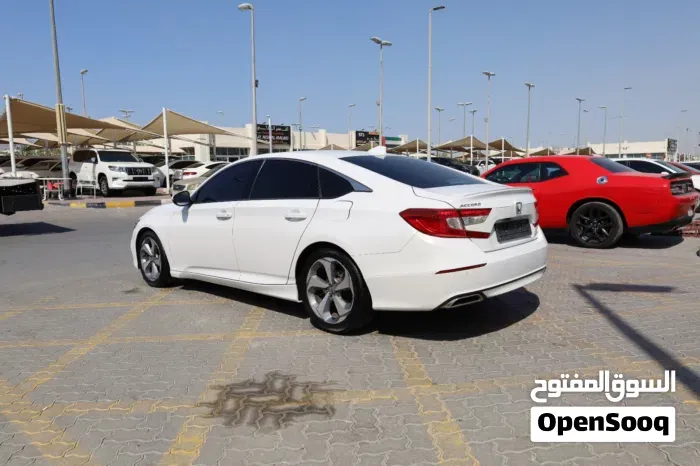 Honda Accord 2019 photo 4