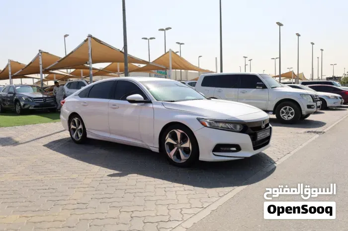 Honda Accord 2019 photo 2