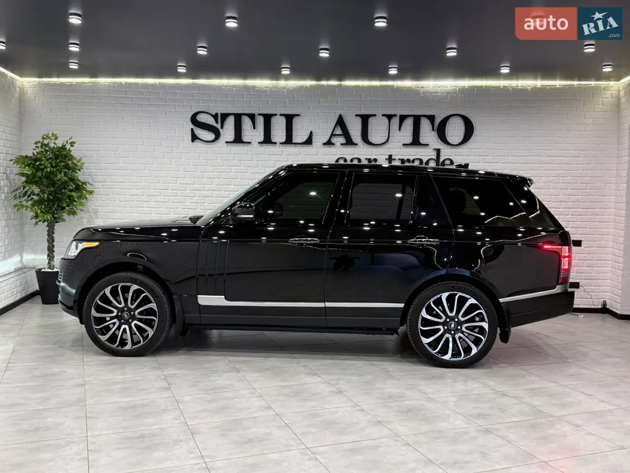 Land Rover Range Rover 2017 photo 2