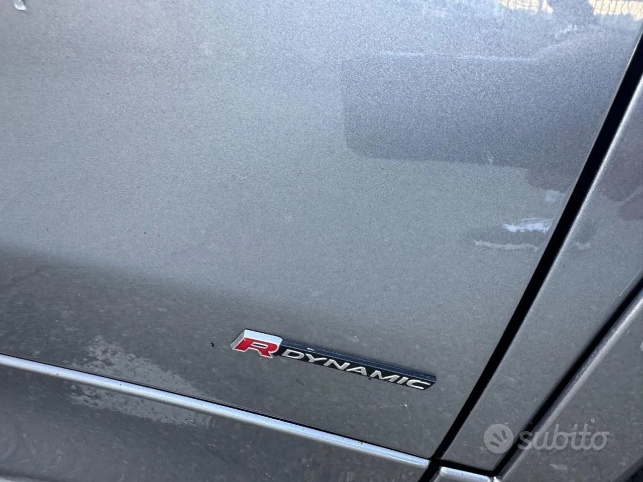 Land Rover Discovery Sport 2020 photo 4