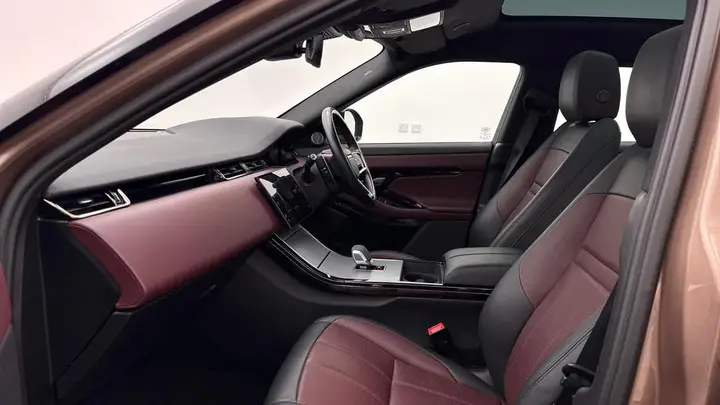 Land Rover Range Rover Evoque 2023 photo 3