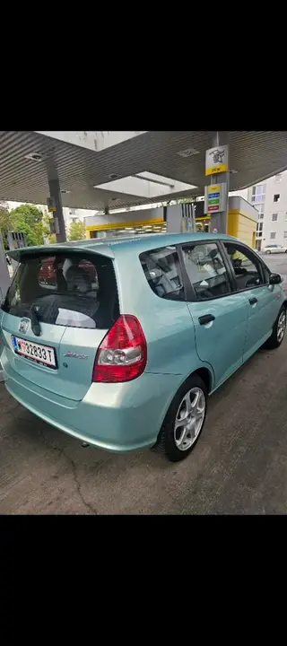 Honda Jazz 2002 photo 2
