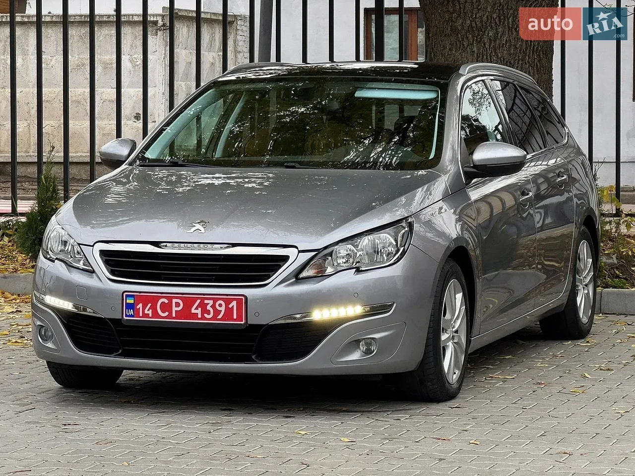 Peugeot 308 2015 photo 4