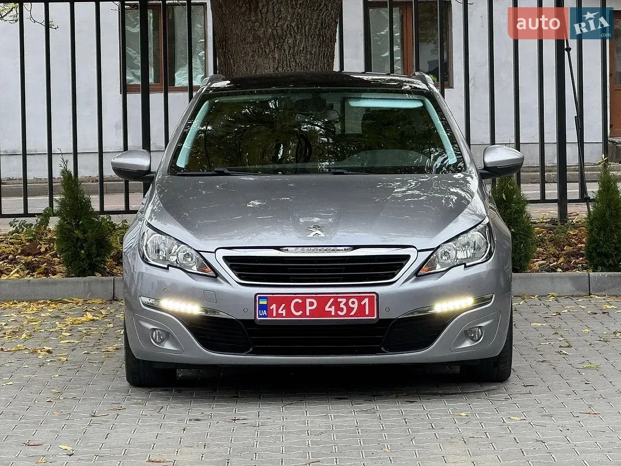 Peugeot 308 2015 photo 3