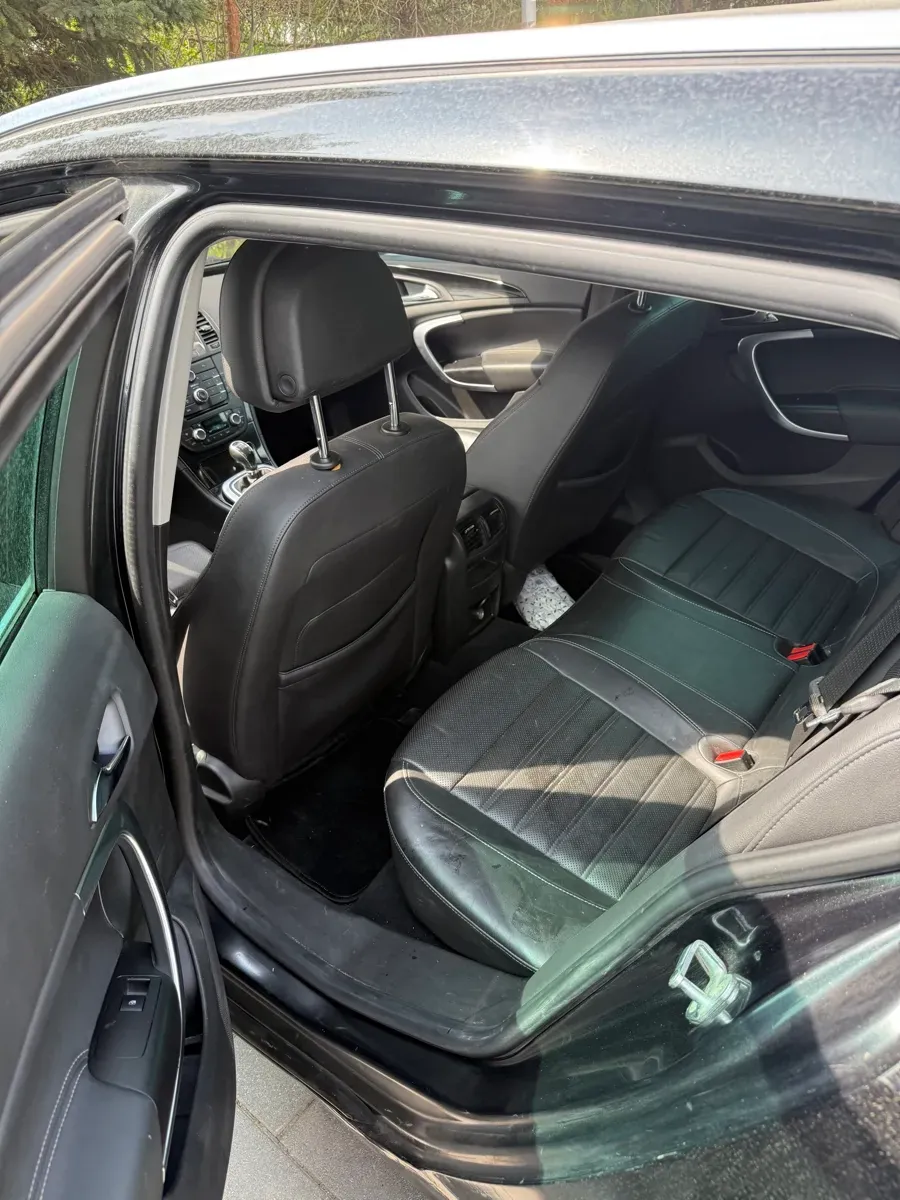 Opel Insignia 2010 photo 3