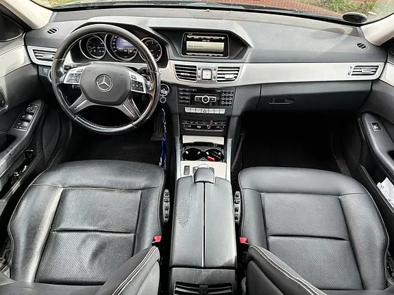 Mercedes-Benz E200 2014 photo 4