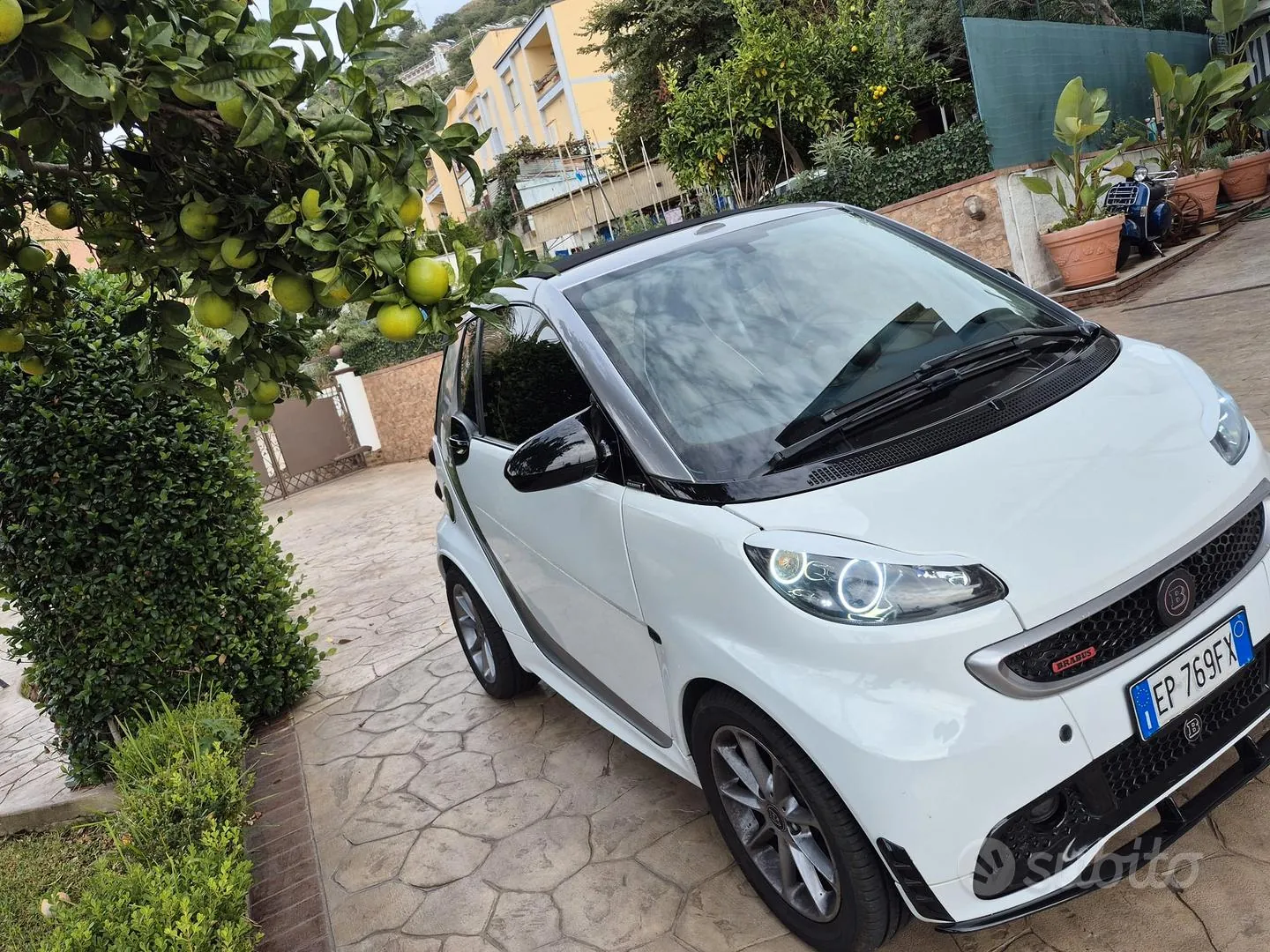 Smart Fortwo 2012 photo 2