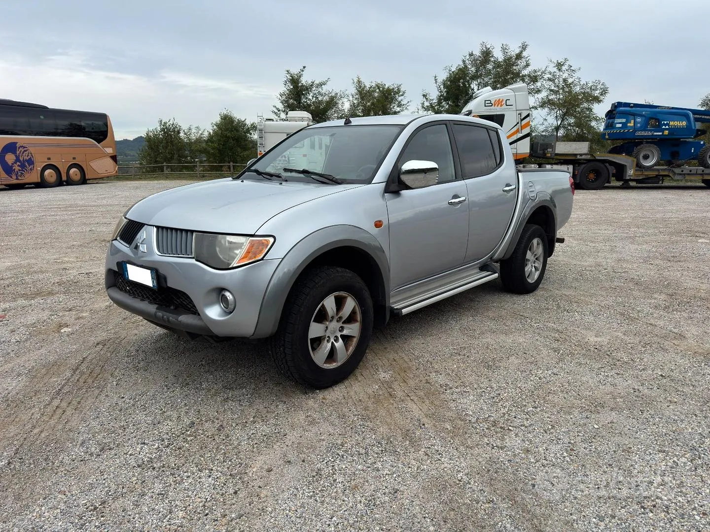 Mitsubishi L200