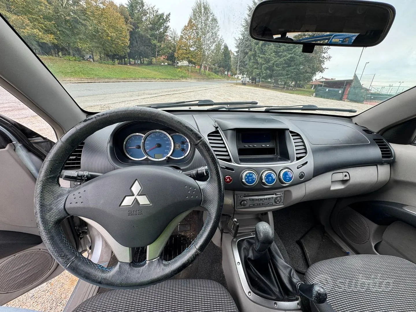 Mitsubishi L200 2006 photo 4