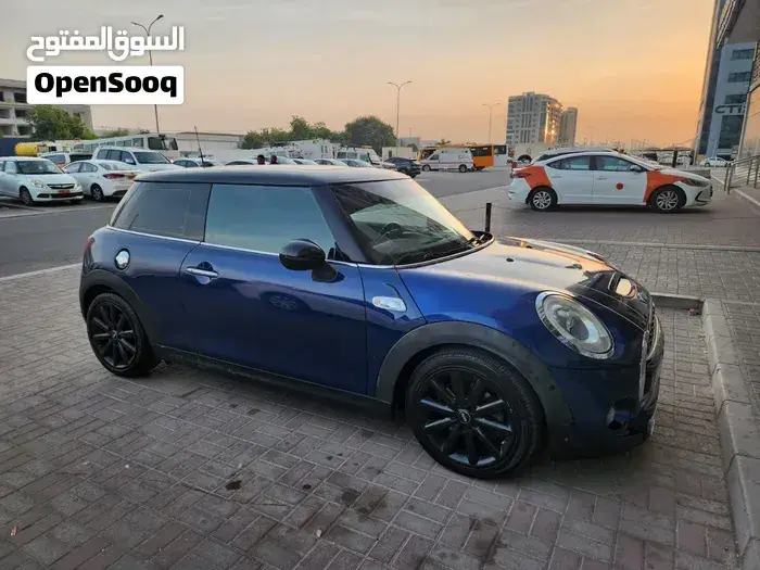 Mini Cooper 2018 photo 2