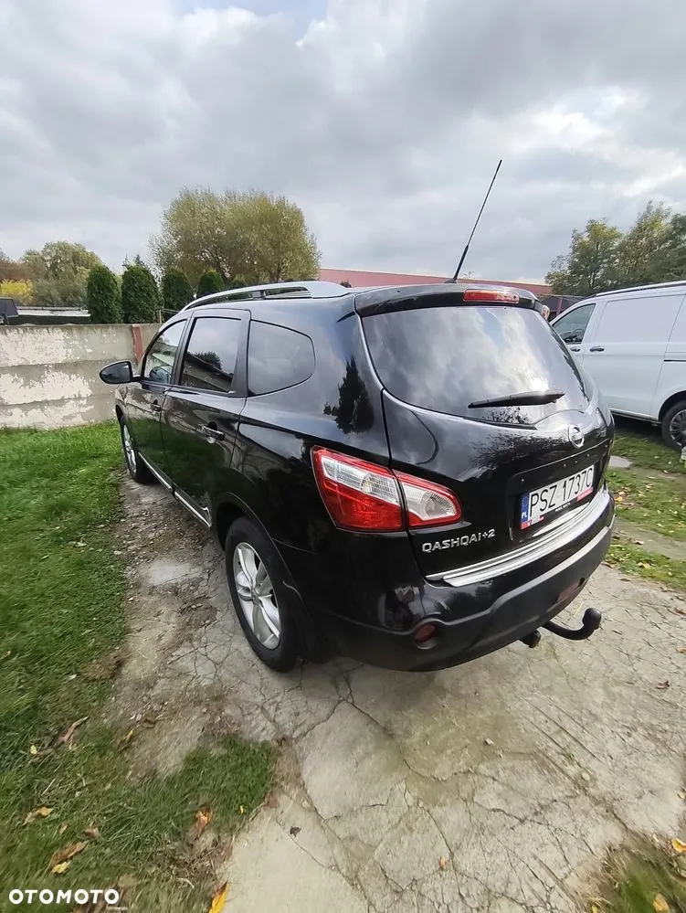 Nissan Qashqai+2 2010 photo 2