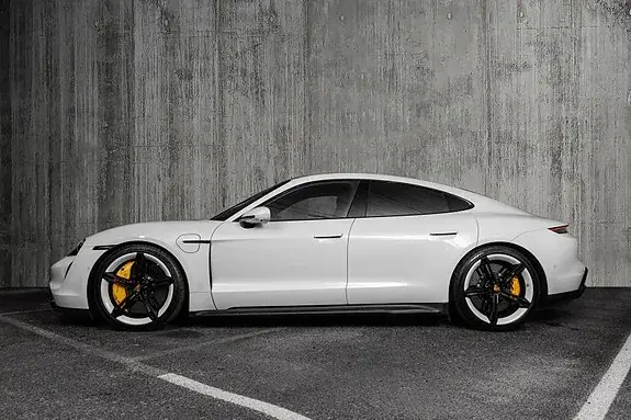 Porsche Taycan 2020 photo 3