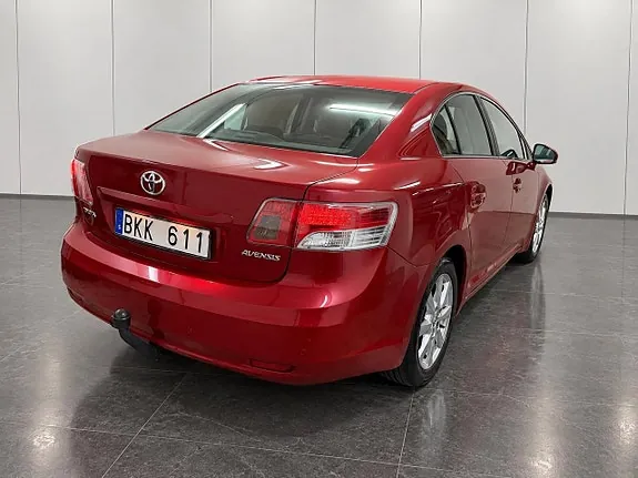 Toyota Avensis 2010 photo 4