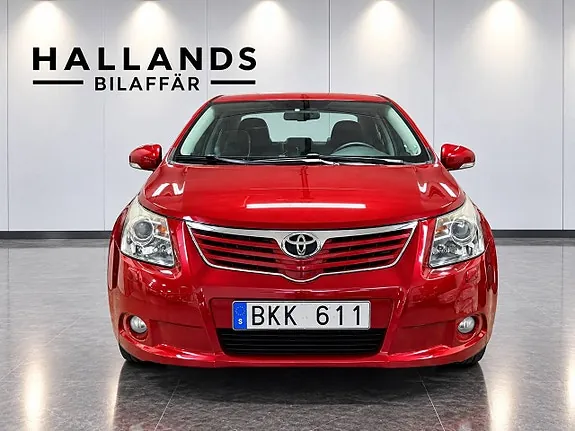 Toyota Avensis 2010 photo 2