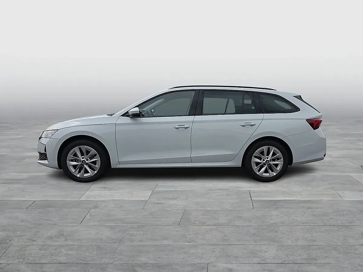 Skoda Octavia 2026 photo 2
