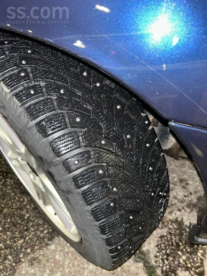Volvo V70 2004 photo 5