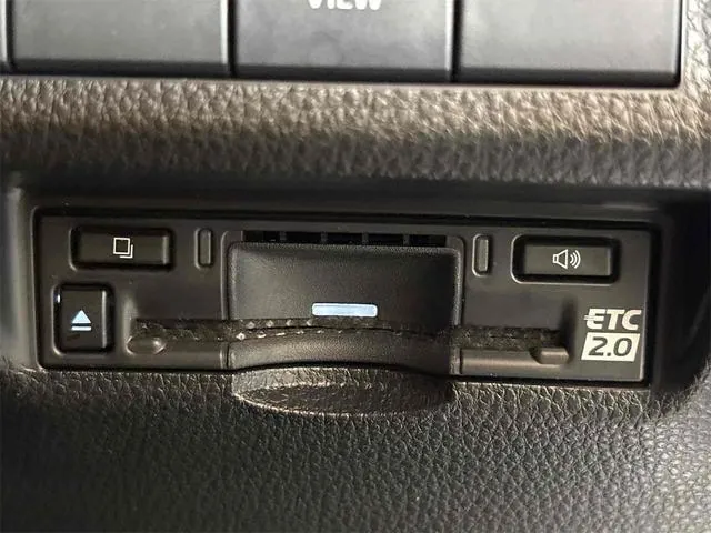 Toyota Rav4 2023 photo 4