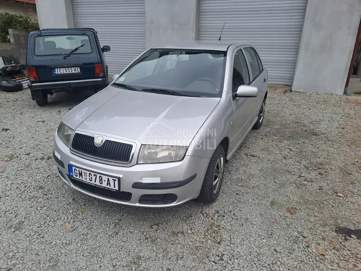 Skoda Fabia 2004 photo 2