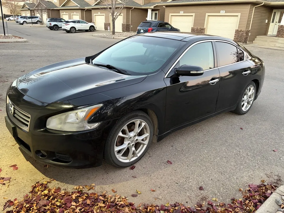 Nissan Maxima