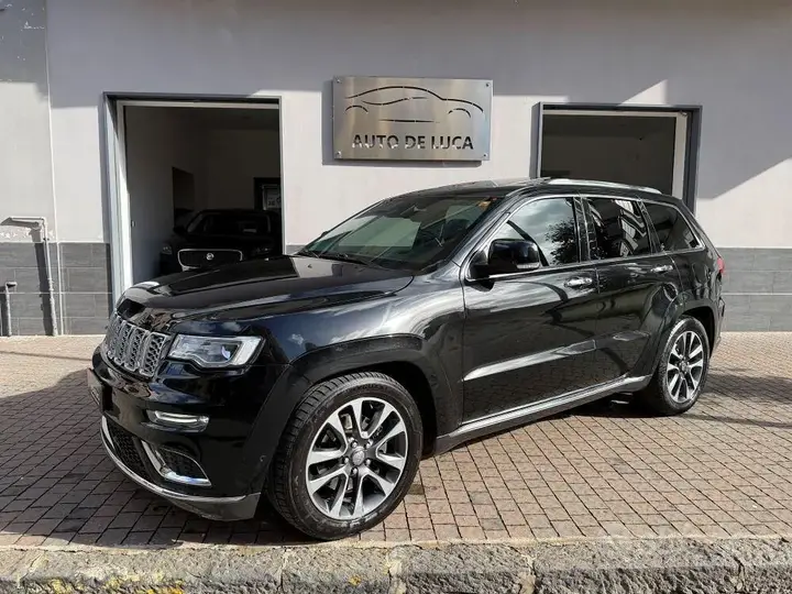 Jeep Grand Cherokee 2018 photo 3